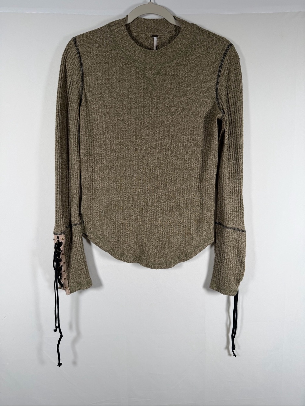 Free People Mountaineer Lace Yo Cuff Thermal Waffle Top Olive Green Granola Boho